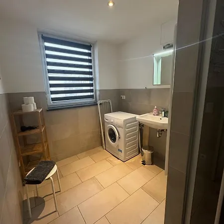 Appartement Trafford Sky Homes - 5 Min To Hauptbahnhof Nikolaistrasse *