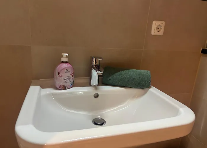 Apartment Trafford Sky Homes