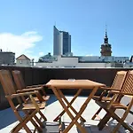 Trafford Sky Homes - 5 Min To Hauptbahnhof Nikolaistrasse