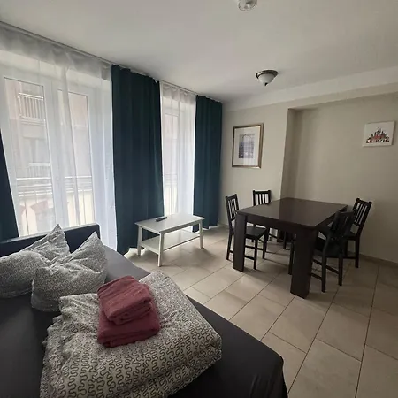 Trafford Sky Homes - 5 Min To Hauptbahnhof Nikolaistrasse Daire *
