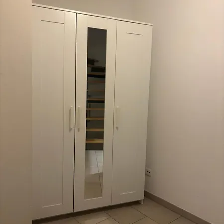 Daire Trafford Sky Homes - 5 Min To Hauptbahnhof Nikolaistrasse *