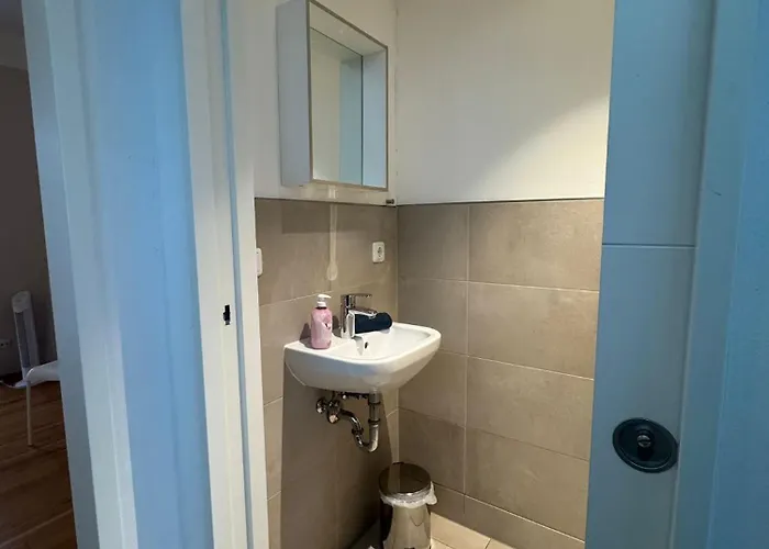 Apartment Trafford Sky Homes *