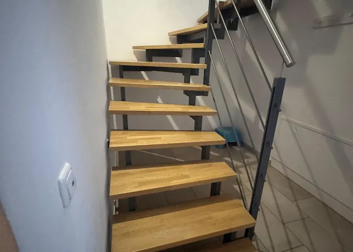 شقة Trafford Sky Homes
