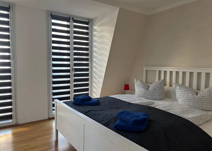 Trafford Sky Homes Apartment *